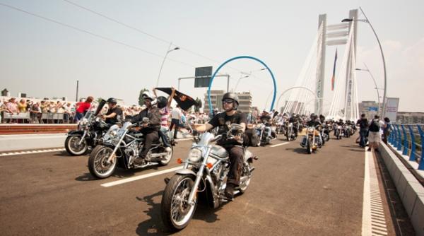 pasajul basarab inceput de basescu terminat de oprescu