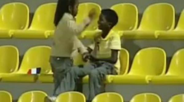 scoala de ultrasi pentru copiii egipteni