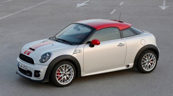 oficial poze cu noul mini coupe