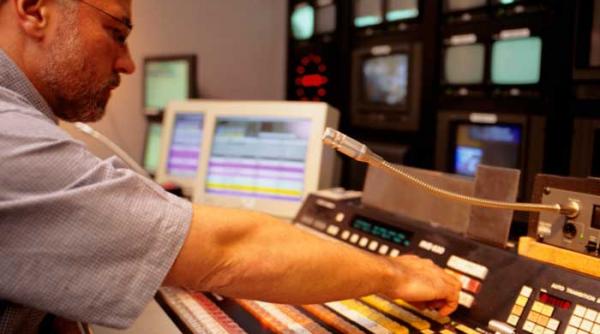 statul obligat sa sprijine televiziunile private ale minoritatilor