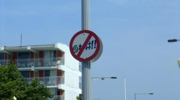 atentie injuratul interzis vezi ce n ai voie sa faci pe plaja