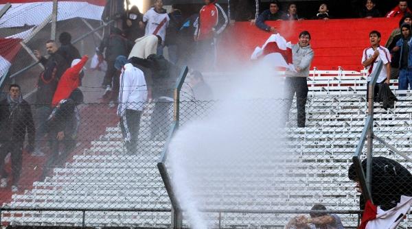 incidente grave la buenos aires dupa ce river plate a retrogradat video