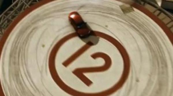 drifturi la limita cu noul bmw m1 pe unul dintre cele mai inalte heliporturi din lume