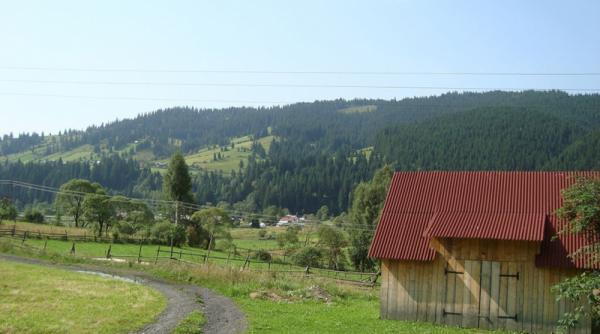 casele de vacanta la jumatate de pret fata de anul 2008 vezi unde poti cumpara o casa cu toate utilitatile pentru 15 000 de euro