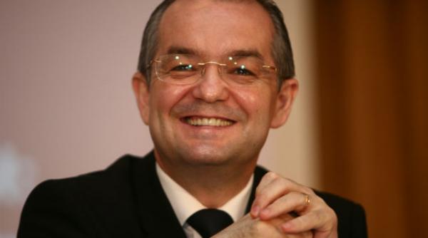 un sofer catre boc moare lumea de foame emil boc va multumesc pentru sacrificiu