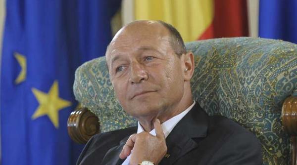 modelul basescu si esecul de la bac