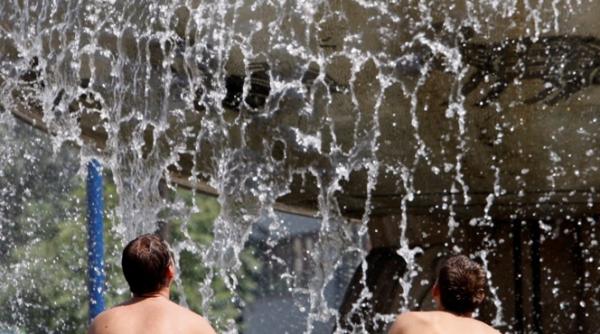 canicula topeste romania peste 360 de urgente numai in bucuresti ilfov