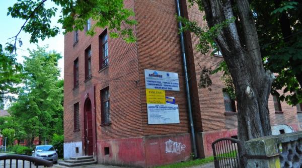 pdl blocheaza fonduri europene de 10 milioane de euro