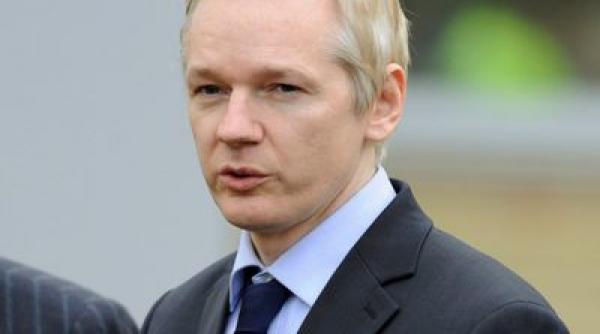 fondatorul wikileaks va contesta decizia de extradare a sa in suedia