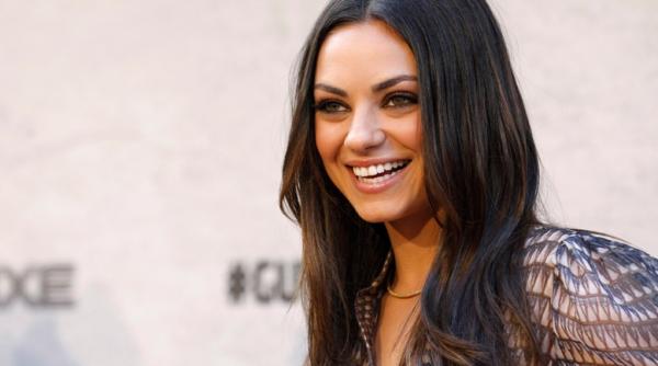 mila kunis a acceptat invitatia la intalnire adresata de un soldat american pe youtube