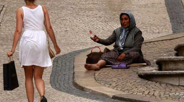 ue se clatina puternic uniunea are nevoie de un buget comun altfel se va destrama