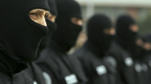 actiune in forta diicot fbi si us secret service sunt vizate grupuri specializate in fraude informatice