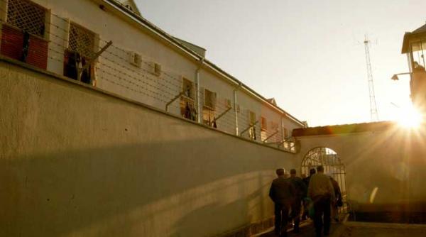 hoti au fost hoti sunt inca