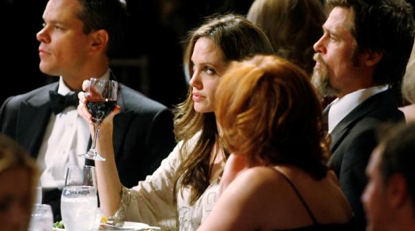 matt damon brad pitt si angelina jolie traiesc ca niste prizonieri