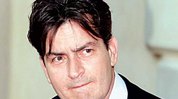 charlie sheen intr un serial despre controlul furiei