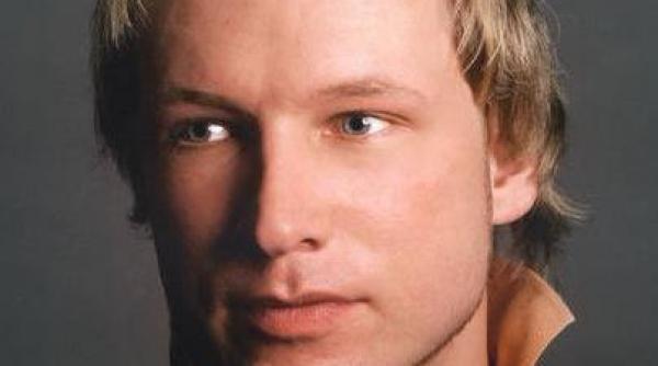 criminalul din utoya se numeste anders behring breivik este blond are ochi albastri si este antimusulman