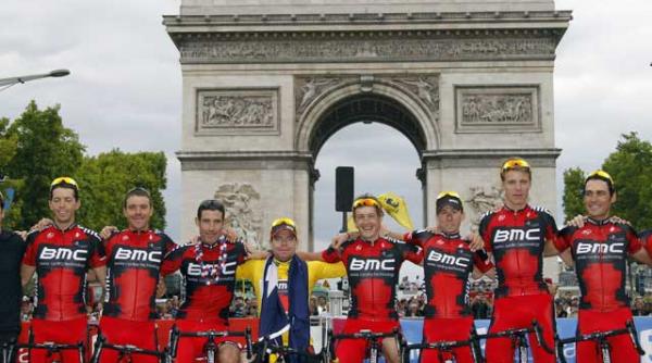 banii n aduc fericirea in sport