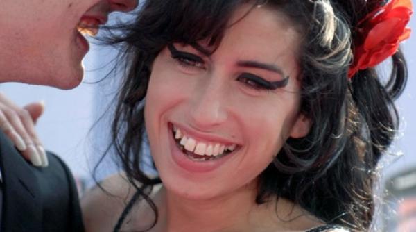 fostul sot al lui amy winehouse exclus din testamentul acesteia