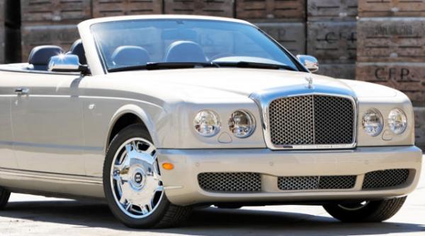 accident de lux la monte carlo un bentley a lovit alti patru bolizi mercedes porsche ferrari si aston martin