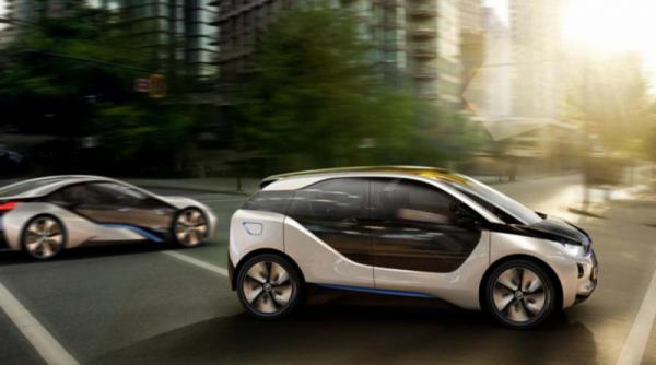 bmw a prezentat i3 si i8