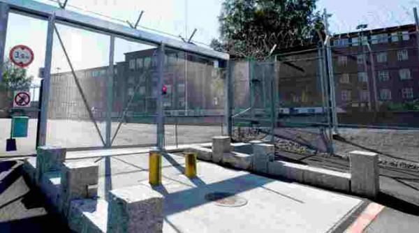 breivik este inchis intr un fost lagar de concentrare nazist