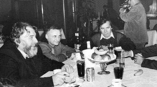 viata lui adrian paunescu povestita de andrei paunescu