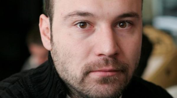 autoturismul solistului formatiei bere gratis a fost incendiat de un fost angajat al artistului