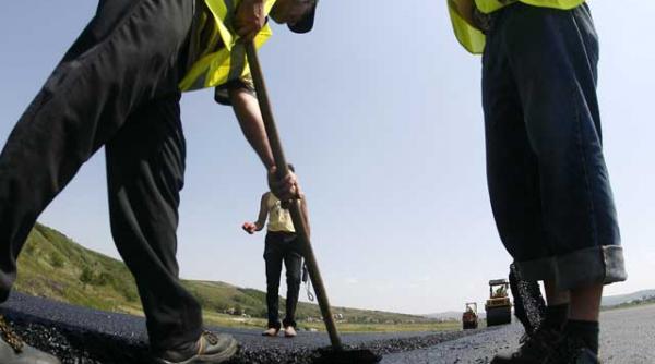 dorinel umbrarescu face drumuri de 130 milioane euro pentru udrea