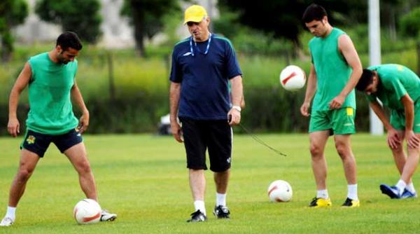 vasluiul s a despartit de liga campionilor 0 0 cu twente enschede dupa 0 2 in tur