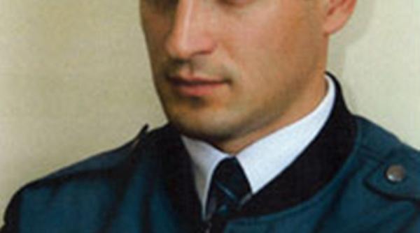 politistul grav ranit la datorie a fost operat cu succes dar are inca nevoie de ajutor