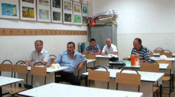 bancul lui igas 1 000 de pagini de bibliografie ca sa raspunzi la intrebarea de ce te ai incadrat in politie