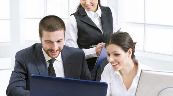 colegi buni viata lunga