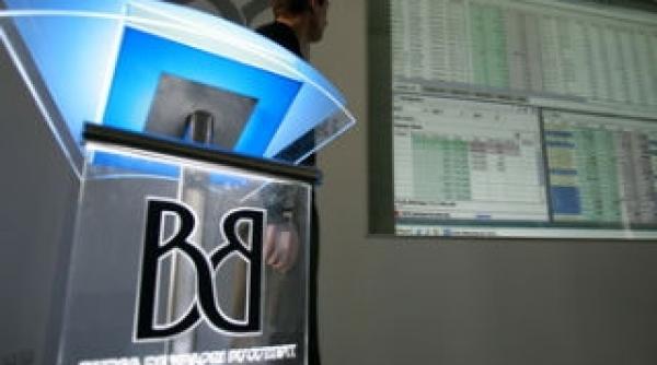 crah la bursa de la bucuresti basescu i a convocat la cotroceni la ora 17 pe isarescu si boc