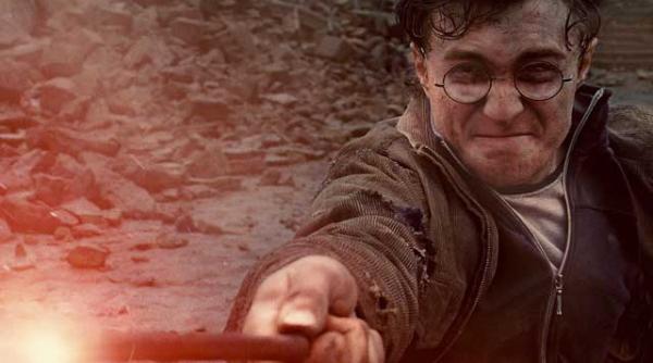 o vrajitoare din harry potter reinviata cu apa sfintita