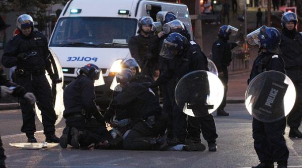 twitter refuza dezactivarea conturilor folosite pentru planificarea revoltelor din londra