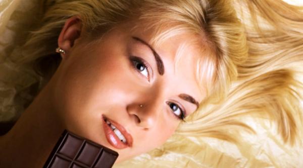 ciocolata neagra ajutor antiradiatii pentru blonde