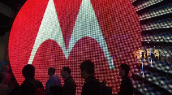dupa tranzactia cu google actionarii motorola dau in judecata compania