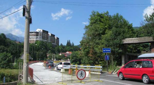 pe dn 1 se ard 60 000 de litri de benzina pentru un pod