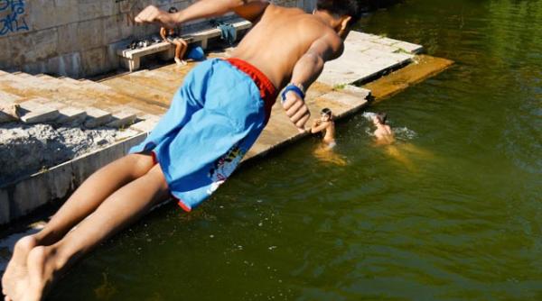 avertizare de canicula pana joi 25 august vezi care vor fi temperaturile maxime si zonele cele mai afectate