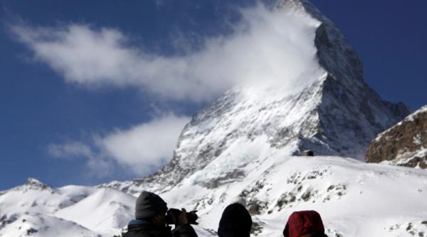 cine n are munte isi construieste olandezii vor sa schieze in tara lor