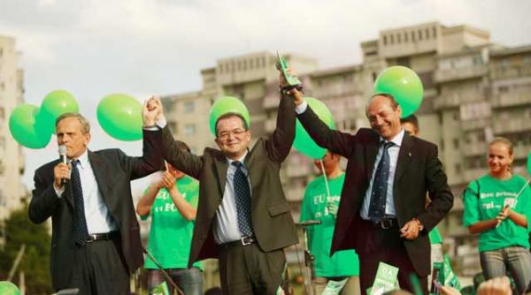 pdl schimba culoarea dar naravul ba