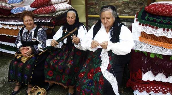 sarbatoare ca la mandra in cetatea fagarasului