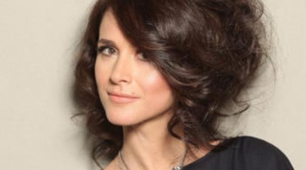 incredibil madalina manole lua steroizi anabolizanti