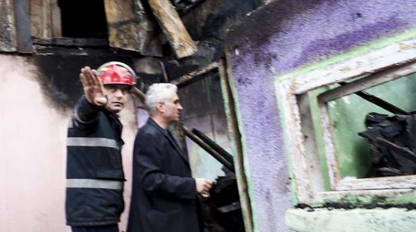 trei copii au ars de vii intr un incendiu la tecuci