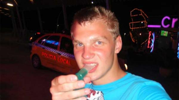 ultima fita la mallorca oxy shots cum sa te imbeti fara sa pui paharul la gura