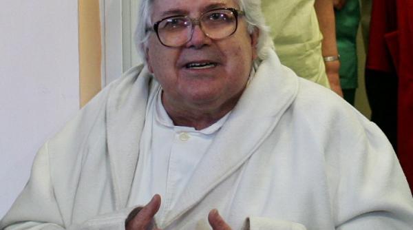 alexandru pesamosca cel mai bun chirurg pediatru din romania a murit