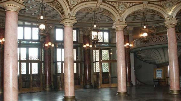 recitalul pianistei akiko ebi