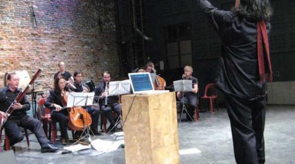 ansamblul hyperion international