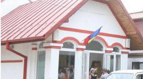 alexandru pesamosca a fost condus pe ultimul drum de sute de romani