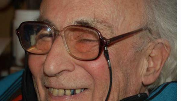 unul dintre ultimii supravietuitori romani de la auschwitz a trecut in lumea umbrelor